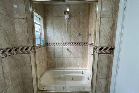 Casa à venda com 150m², 3 quartos e 2 vagas