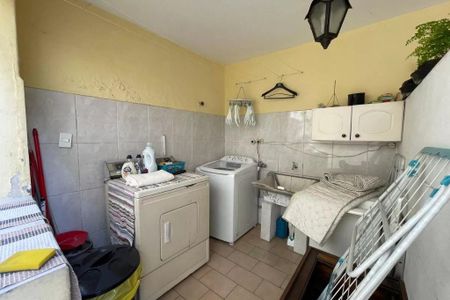 Casa à venda com 150m², 3 quartos e 2 vagas