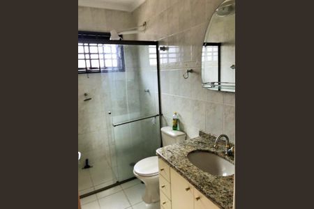 Casa à venda com 124m², 3 quartos e 2 vagas