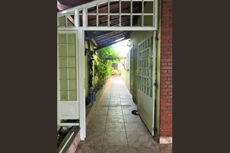 Casa à venda com 124m², 3 quartos e 2 vagas