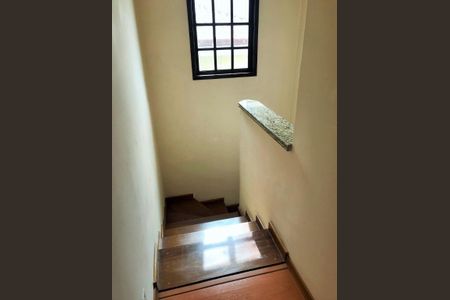 Casa à venda com 124m², 3 quartos e 2 vagas