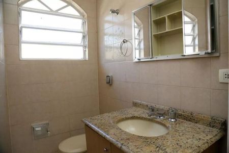 Casa à venda com 119m², 3 quartos e 2 vagas