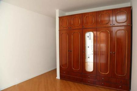 Casa à venda com 119m², 3 quartos e 2 vagas
