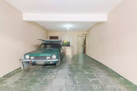 Casa à venda com 160m², 3 quartos e 4 vagas