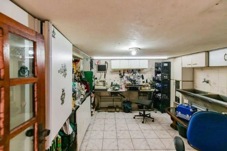 Casa à venda com 185m², 3 quartos e 5 vagas