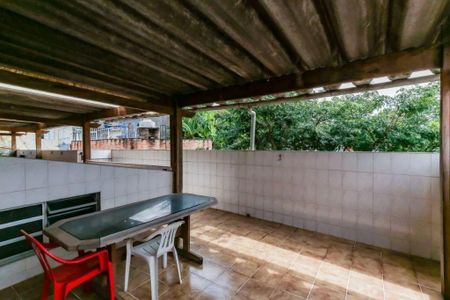 Casa à venda com 185m², 3 quartos e 5 vagas