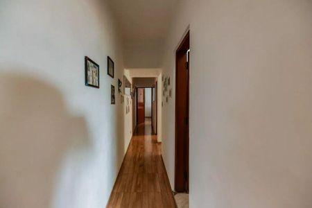 Casa à venda com 185m², 3 quartos e 5 vagas