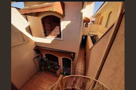 Casa à venda com 3 quartos, 186m² em Jardim Sarah, São Paulo