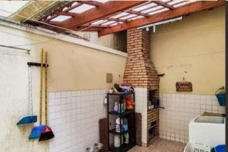 Casa à venda com 202m², 3 quartos e 3 vagas