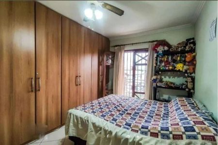 Casa à venda com 202m², 3 quartos e 3 vagas