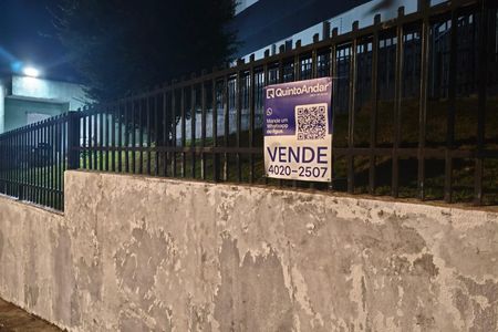 Apartamento à venda com 48m², 2 quartos e 1 vaga Apartamento à venda com 48m², 2 quartos e 1 vagaFachada