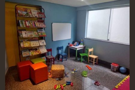 Apartamento à venda com 3 quartos, 77m² em Serra, Belo Horizonte