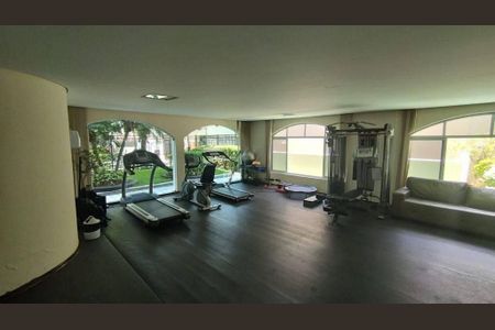Apartamento à venda com 128m², 3 quartos e 1 vaga