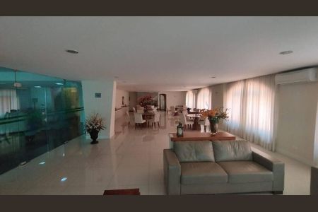 Apartamento à venda com 3 quartos, 128m² em Vila Tolstoi, São Paulo