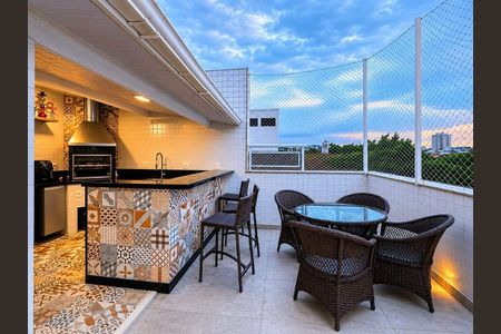 Apartamento à venda com 3 quartos, 325m² em Barra da Tijuca, Rio de Janeiro