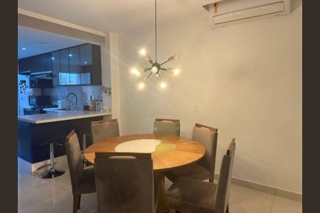 Casa à venda com 2 quartos, 130m² em Vila Congonhas, São Paulo