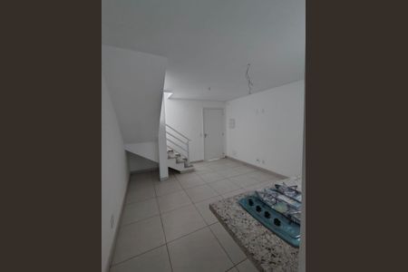 Apartamento à venda com 107m², 2 quartos e 2 vagas