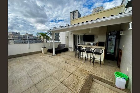 Apartamento à venda com 169m², 2 quartos e 2 vagas
