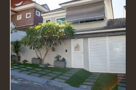Casa à venda com 315m², 4 quartos e 2 vagas