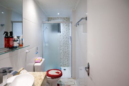 Apartamento à venda com 67m², 3 quartos e 1 vaga Apartamento à venda com 67m², 3 quartos e 1 vagaBanheiro Social