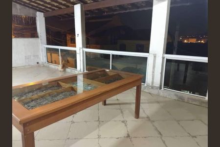 Casa à venda com 373m², 4 quartos e 4 vagas