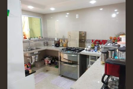 Casa à venda com 373m², 4 quartos e 4 vagas