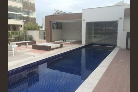 Apartamento à venda com 134m², 2 quartos e sem vaga