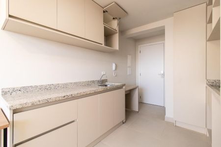 Cozinha - Armários de kitnet/studio para alugar com 1 quarto, 30m² em Água Verde, Curitiba