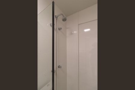 Studio para alugar com 30m², 1 quarto e 1 vaga Studio para alugar com 30m², 1 quarto e 1 vagaBanheiro