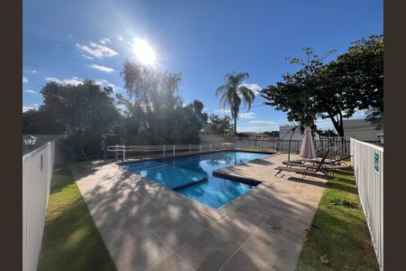 Apartamento à venda com 44m², 2 quartos e 1 vaga Apartamento à venda com 44m², 2 quartos e 1 vagaÁrea comum - Piscina