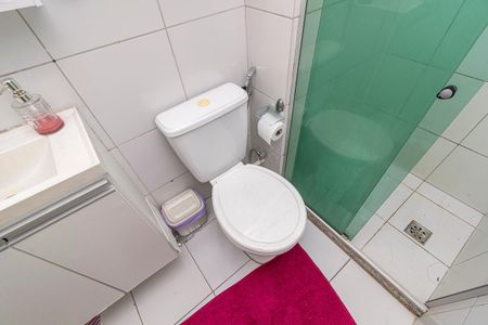 Apartamento para alugar com 55m², 2 quartos e 1 vaga Apartamento para alugar com 55m², 2 quartos e 1 vagaBanheiro da Suíte