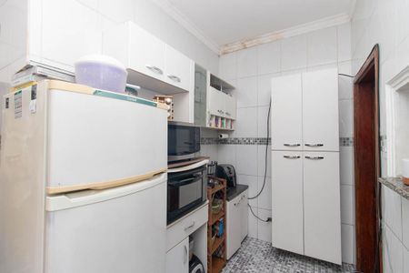Casa à venda com 225m², 2 quartos e 2 vagasCozinha
