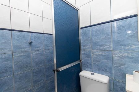 Casa à venda com 225m², 2 quartos e 2 vagasBanheiro 2