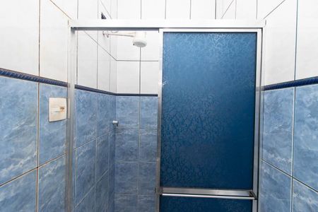 Casa à venda com 225m², 2 quartos e 2 vagasBanheiro 2