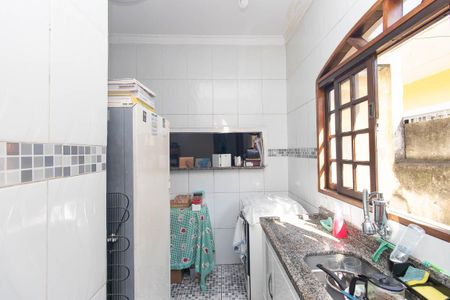 Casa à venda com 225m², 2 quartos e 2 vagasCozinha