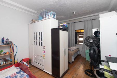Casa à venda com 225m², 2 quartos e 2 vagasQuarto 1