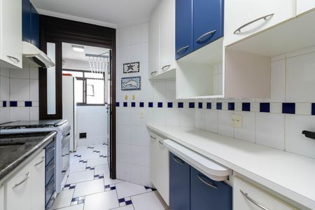 Apartamento à venda com 74m², 2 quartos e 1 vaga Apartamento à venda com 74m², 2 quartos e 1 vagaCozinha