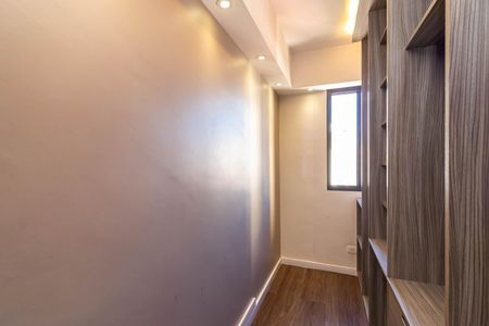 Apartamento à venda com 74m², 2 quartos e 1 vaga Apartamento à venda com 74m², 2 quartos e 1 vagaCloset