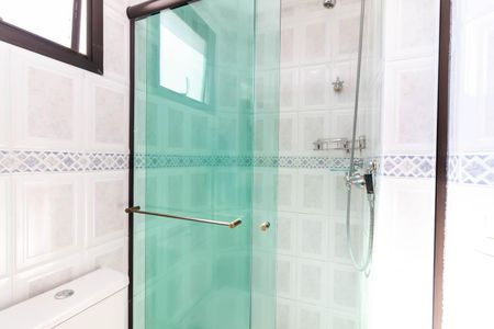 Apartamento à venda com 74m², 2 quartos e 1 vaga Apartamento à venda com 74m², 2 quartos e 1 vagaBanheiro da Suíte