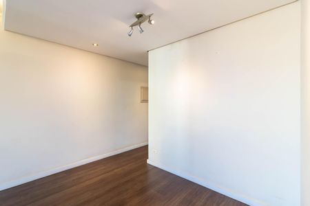 Apartamento à venda com 74m², 2 quartos e 1 vaga Apartamento à venda com 74m², 2 quartos e 1 vagaSala de Jantar