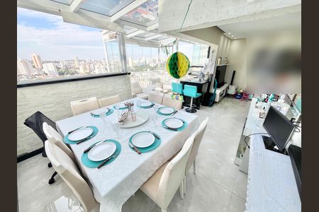 Apartamento à venda com 105m², 2 quartos e 2 vagas Apartamento à venda com 105m², 2 quartos e 2 vagasVaranda gourmet