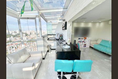 Apartamento à venda com 105m², 2 quartos e 2 vagas Apartamento à venda com 105m², 2 quartos e 2 vagasVaranda gourmet