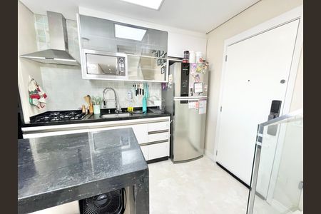 Apartamento à venda com 105m², 2 quartos e 2 vagas Apartamento à venda com 105m², 2 quartos e 2 vagasCozinha