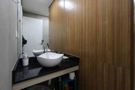 Apartamento à venda com 156m², 3 quartos e 1 vaga Apartamento à venda com 156m², 3 quartos e 1 vagaBanheiro Social