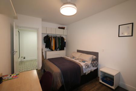 Apartamento à venda com 156m², 3 quartos e 1 vaga Apartamento à venda com 156m², 3 quartos e 1 vagaQuarto 1