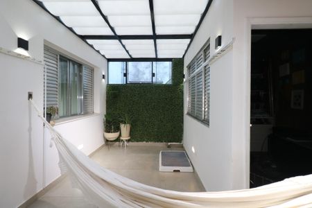 Apartamento à venda com 156m², 3 quartos e 1 vaga Apartamento à venda com 156m², 3 quartos e 1 vagaÁrea de Serviço