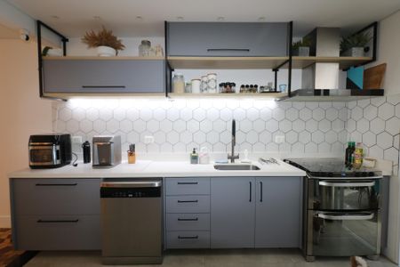 Apartamento à venda com 156m², 3 quartos e 1 vaga Apartamento à venda com 156m², 3 quartos e 1 vagaCozinha