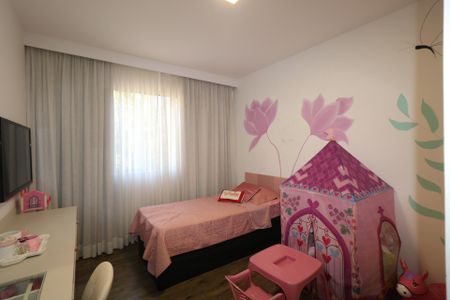 Apartamento à venda com 156m², 3 quartos e 1 vaga Apartamento à venda com 156m², 3 quartos e 1 vagaQuarto 2