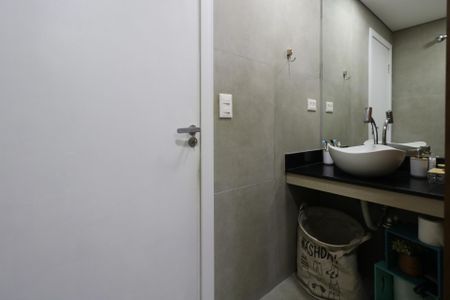 Apartamento à venda com 156m², 3 quartos e 1 vaga Apartamento à venda com 156m², 3 quartos e 1 vagaBanheiro Social