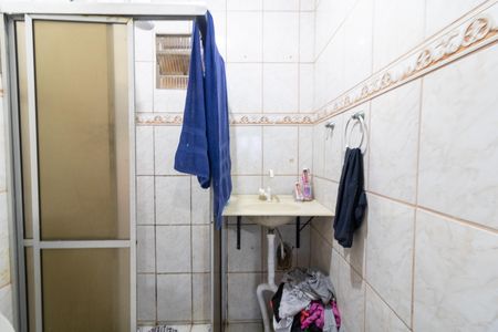 Casa para alugar com 37m², 1 quarto e 1 vaga Casa para alugar com 37m², 1 quarto e 1 vagaBanheiro